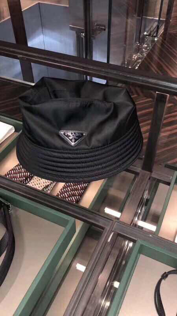 Prada Womens Black Re-nylon Recycled-polyamide Bucket Hat In Black
