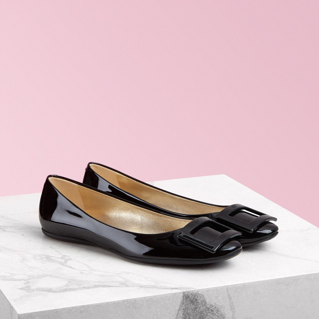 Roger Vivier Flat Shoes With Shallow Mouth In Black