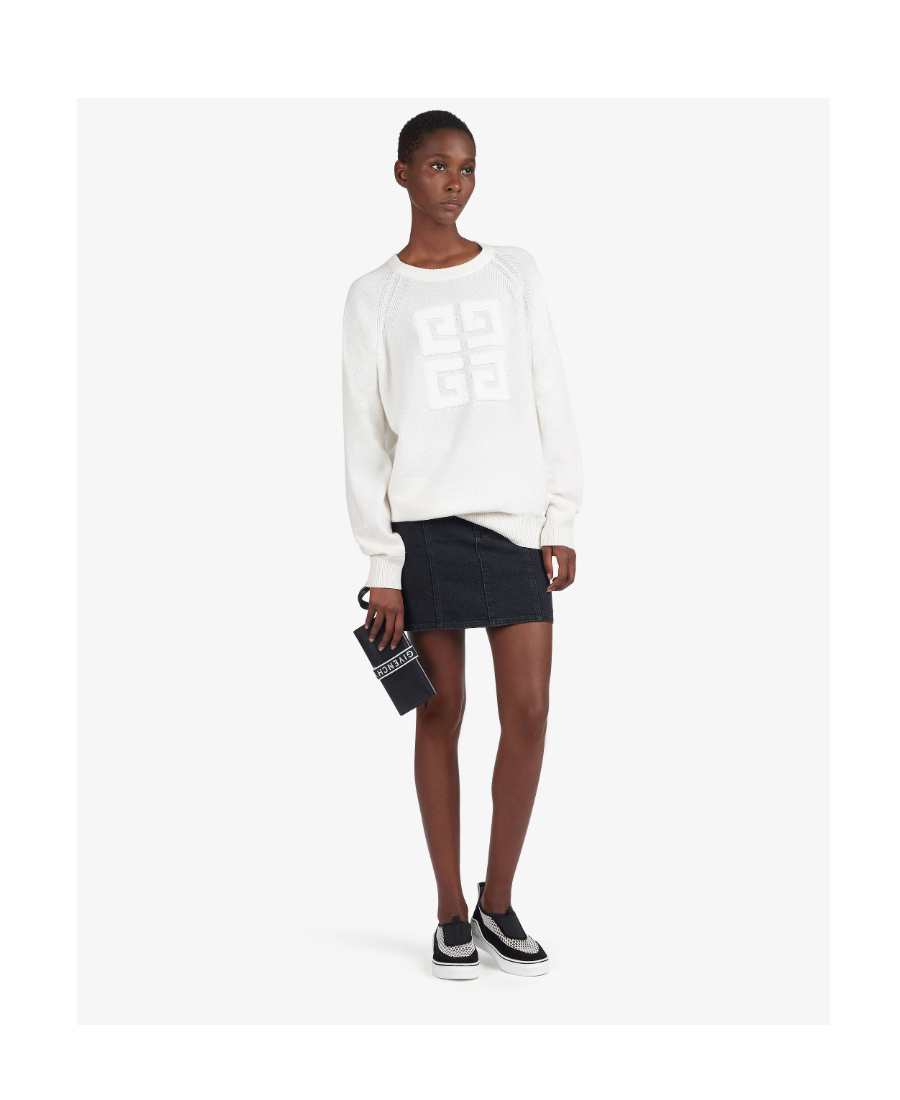 Givenchy 4g Flap Pouch With Wristlet In Black