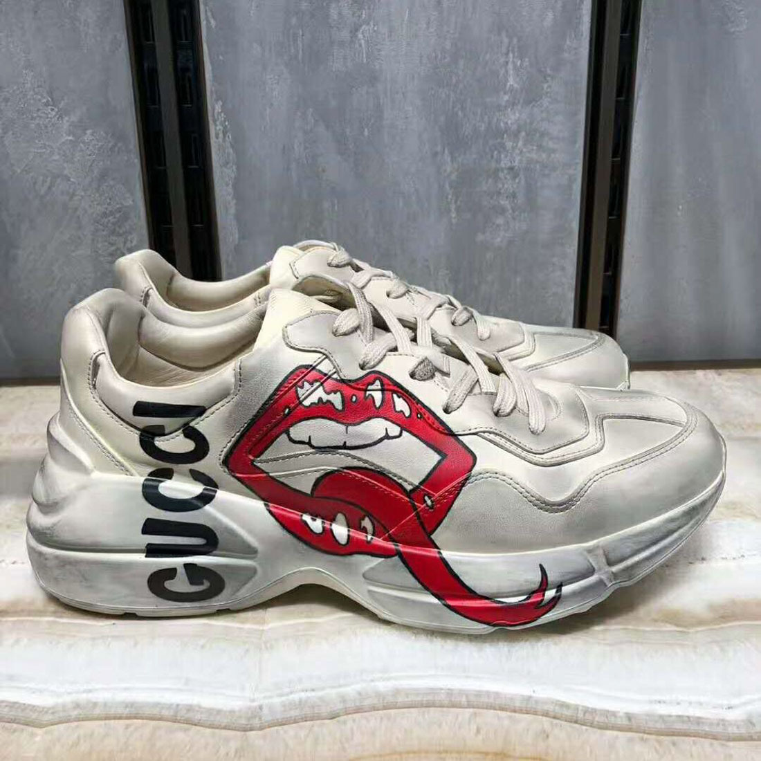 Gucci Rhyton Sneaker With Mouth Print In White