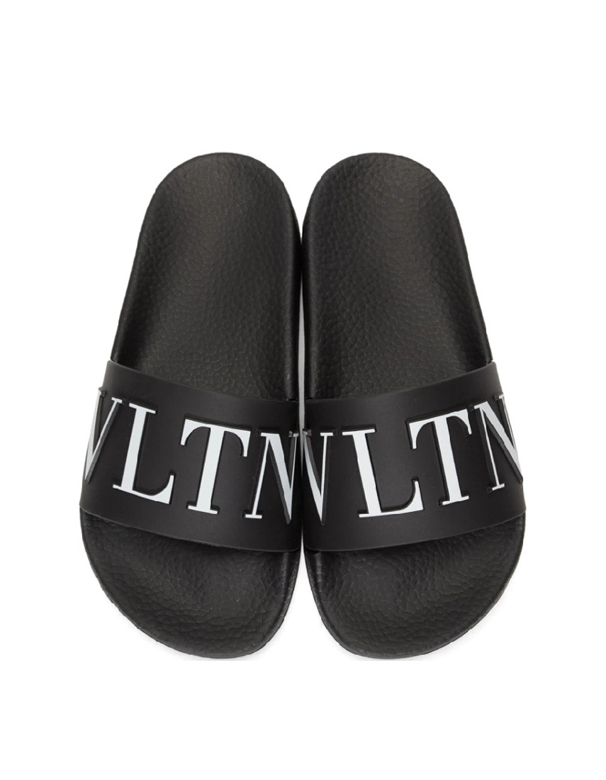 Valentino Vltn Slippers In Black