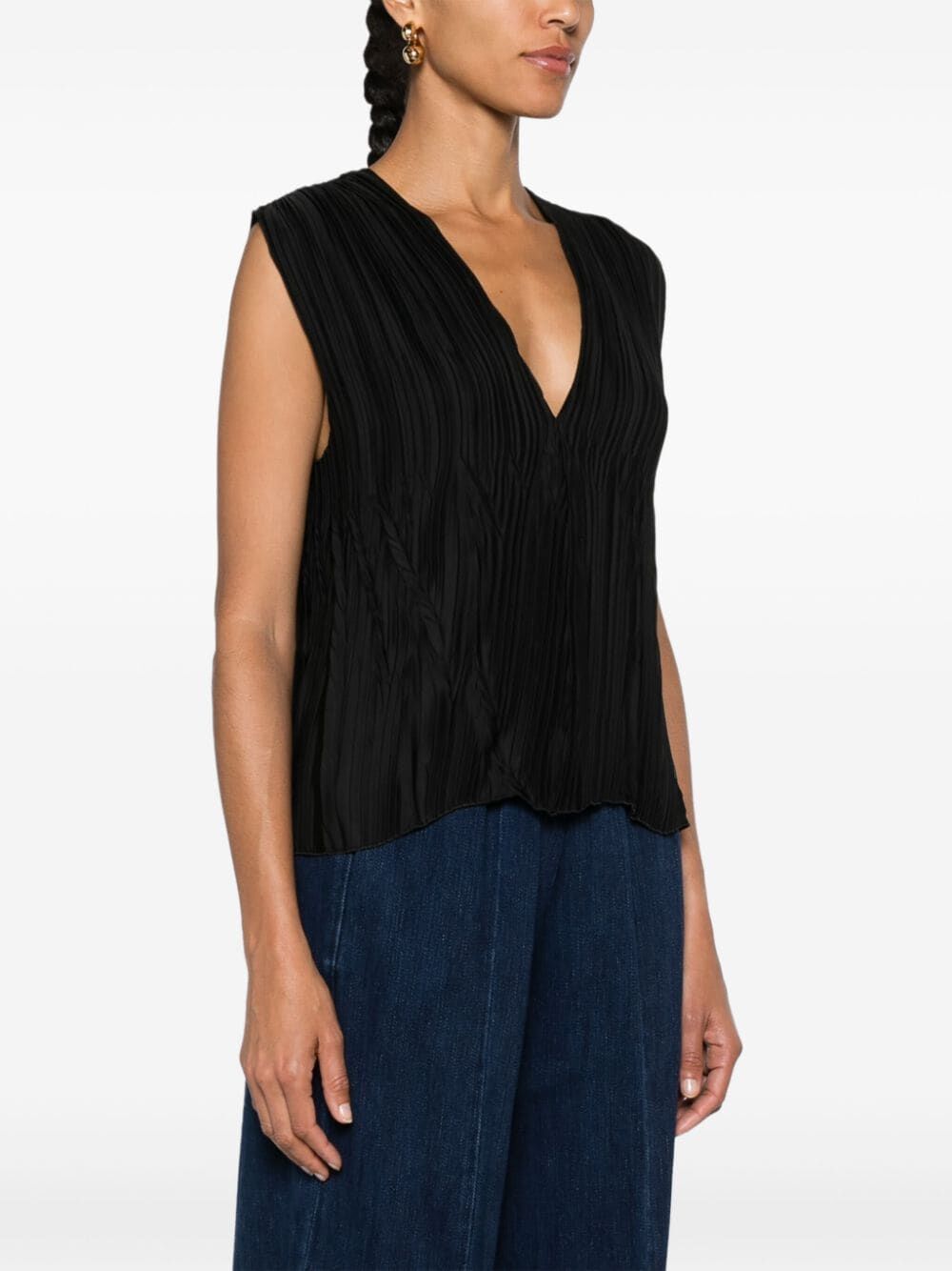 Forte Forte Pleated V-neck Sleeveless Top In Black