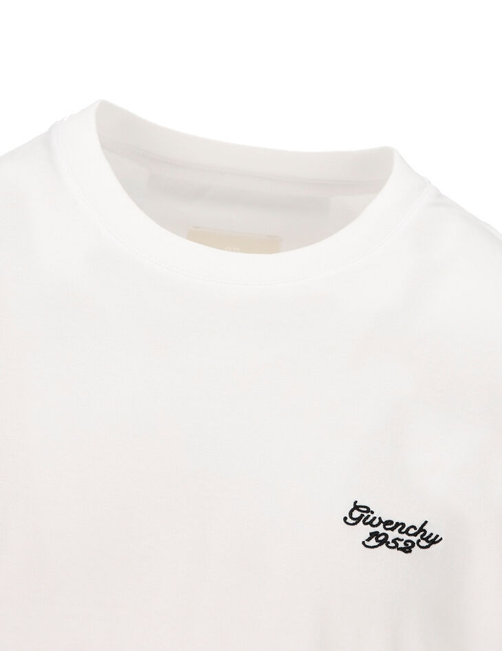 Givenchy Crew Neck T-shirt With Ribbed Neckline In White