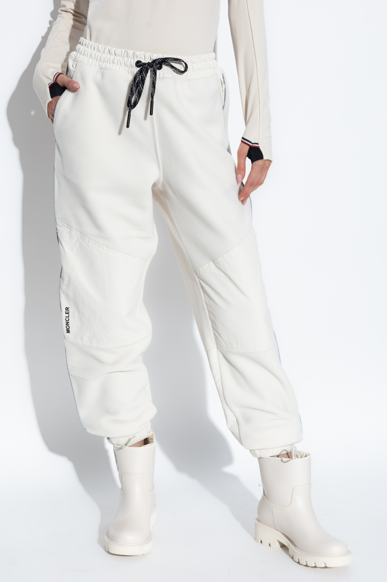 Moncler Apres Ski Panelled Drawstring Trousers In Nude