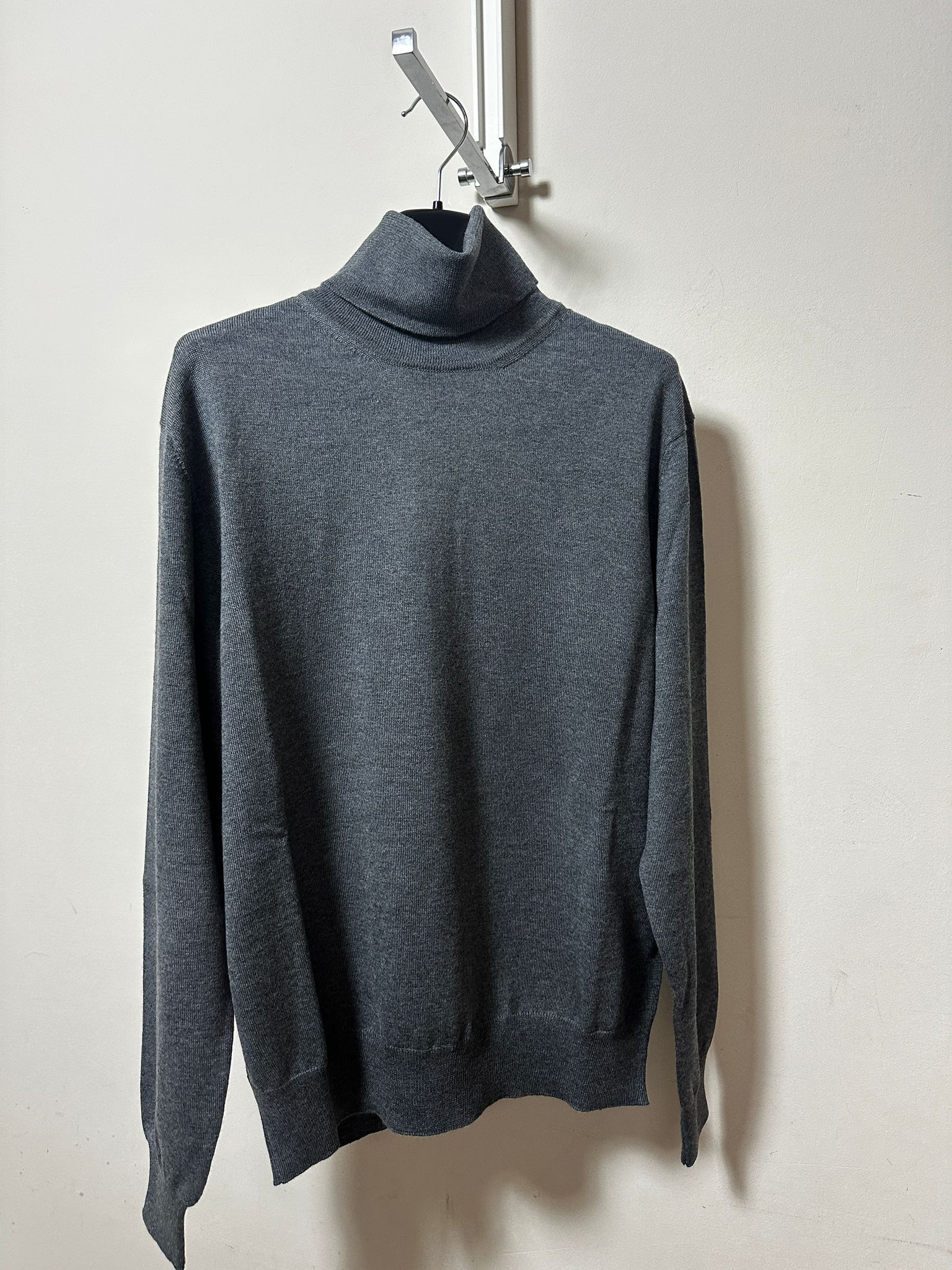 Gucci High-necked Pullover In Black