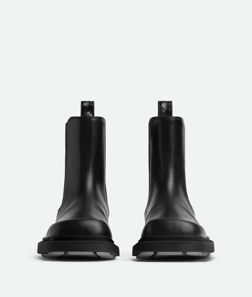 Bottega Veneta Ben Chelsea Boot In Black