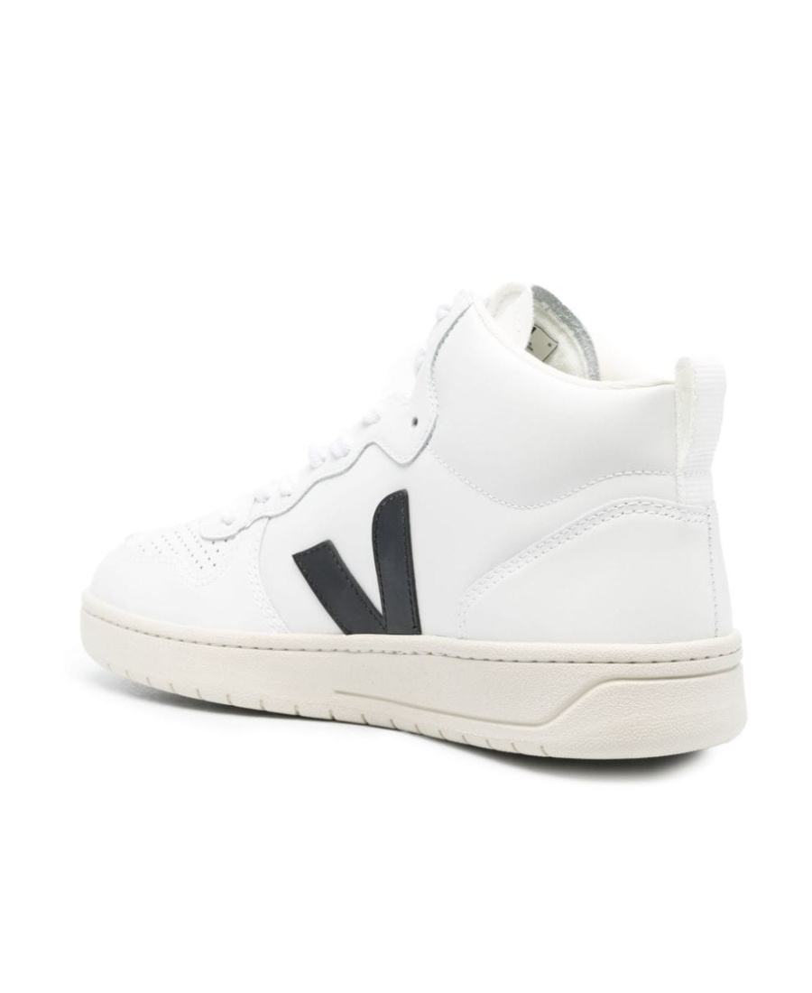 Veja Tie Low Upper Board Shoes In White