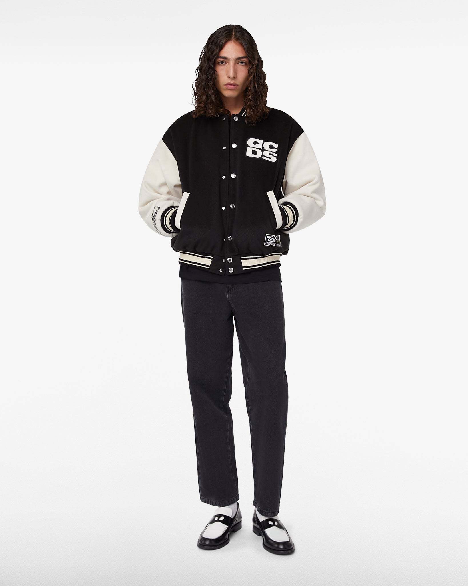 Gcds Two-tone Logo-patch Bomber Jacket In Black