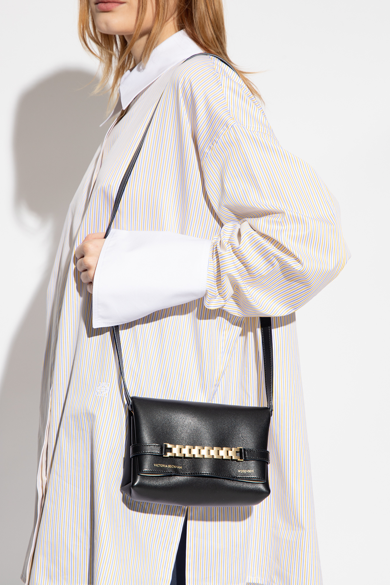 Victoria Beckham Chain Leather Crossbody Bag In Black