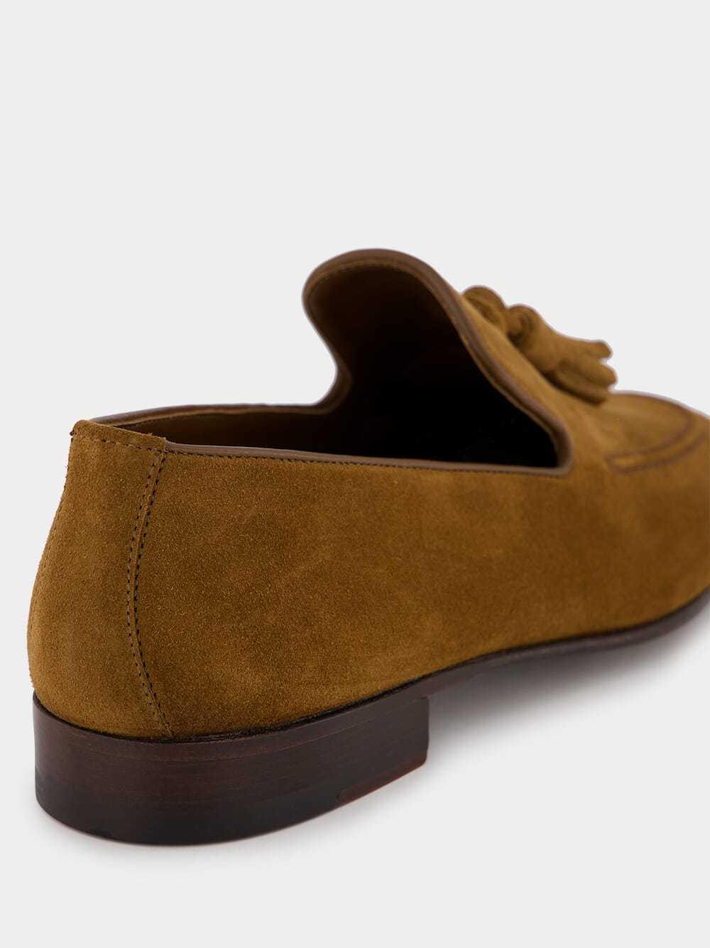 Manolo Blahnik Round Toe Loafers In Brown