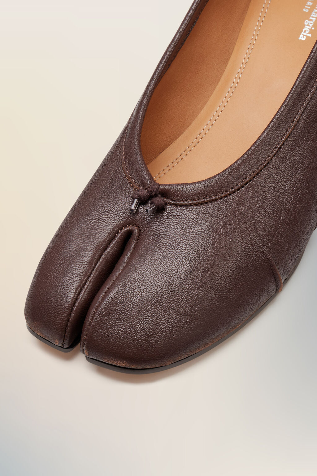 Maison Margiela Ballerina Shoes In Soft Textured Leather In Brown