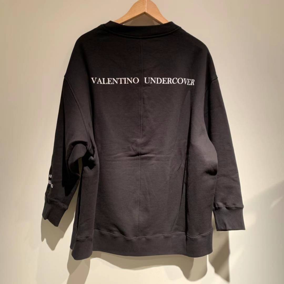 Valentino Logo Printed Hoodie In Black