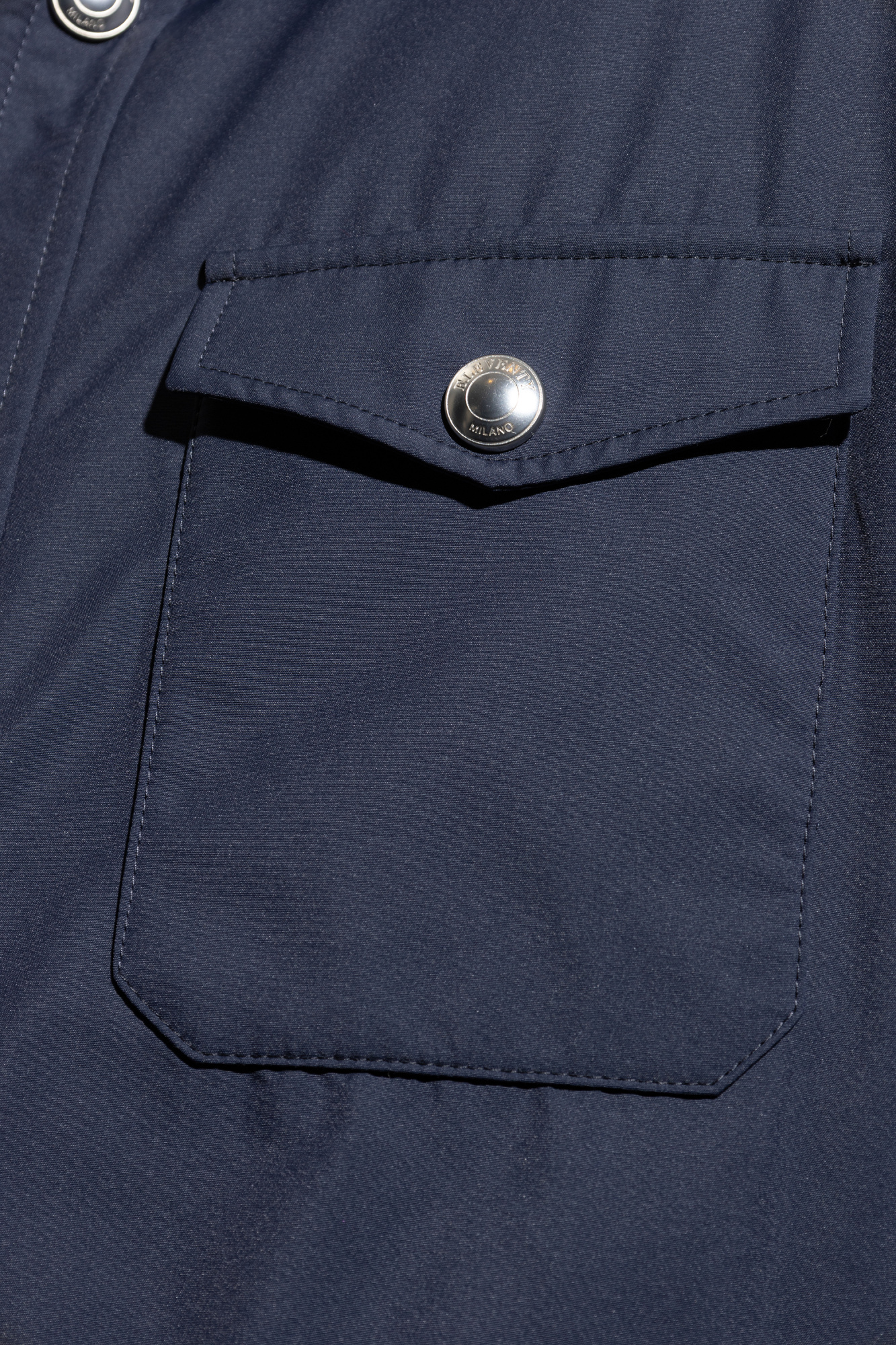 Eleventy Long-sleeved Casual Jacket In Black