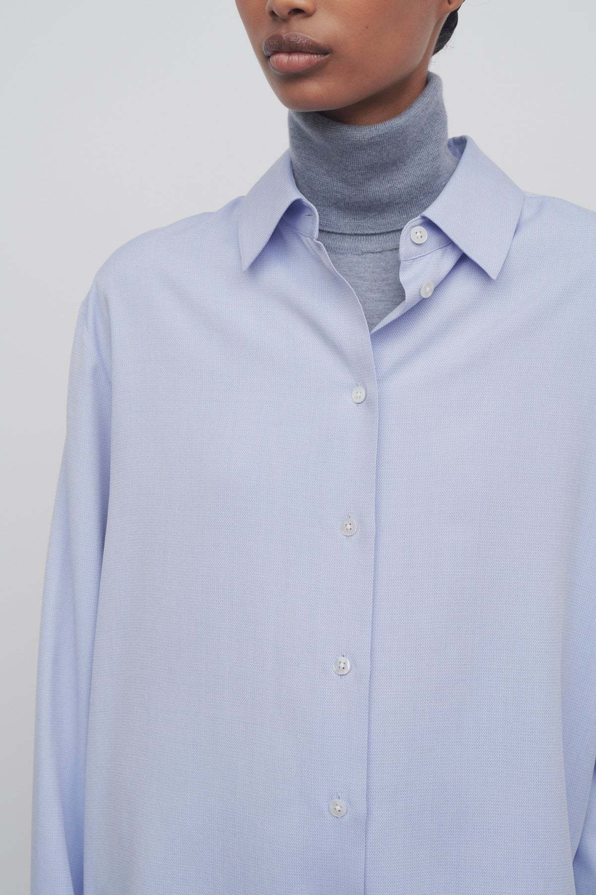 The Row Sisilia Long-sleeved Shirt In Gray