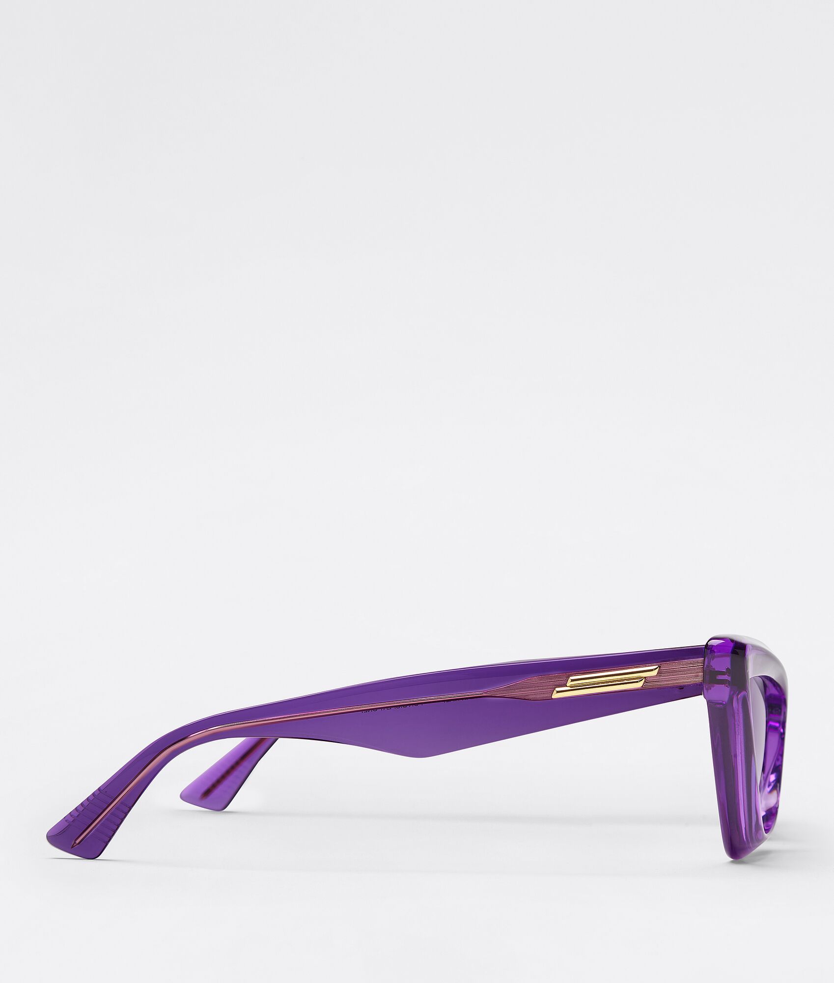 Bottega Veneta Cat-eye Tinted Sunglasses In Purple