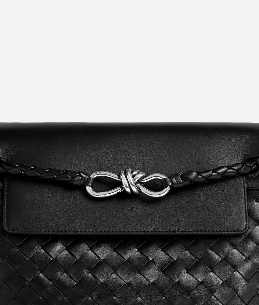 BOTTEGA VENETA BOTTEGA VENETA ANDIAMO SMALL MESSENGER BAG