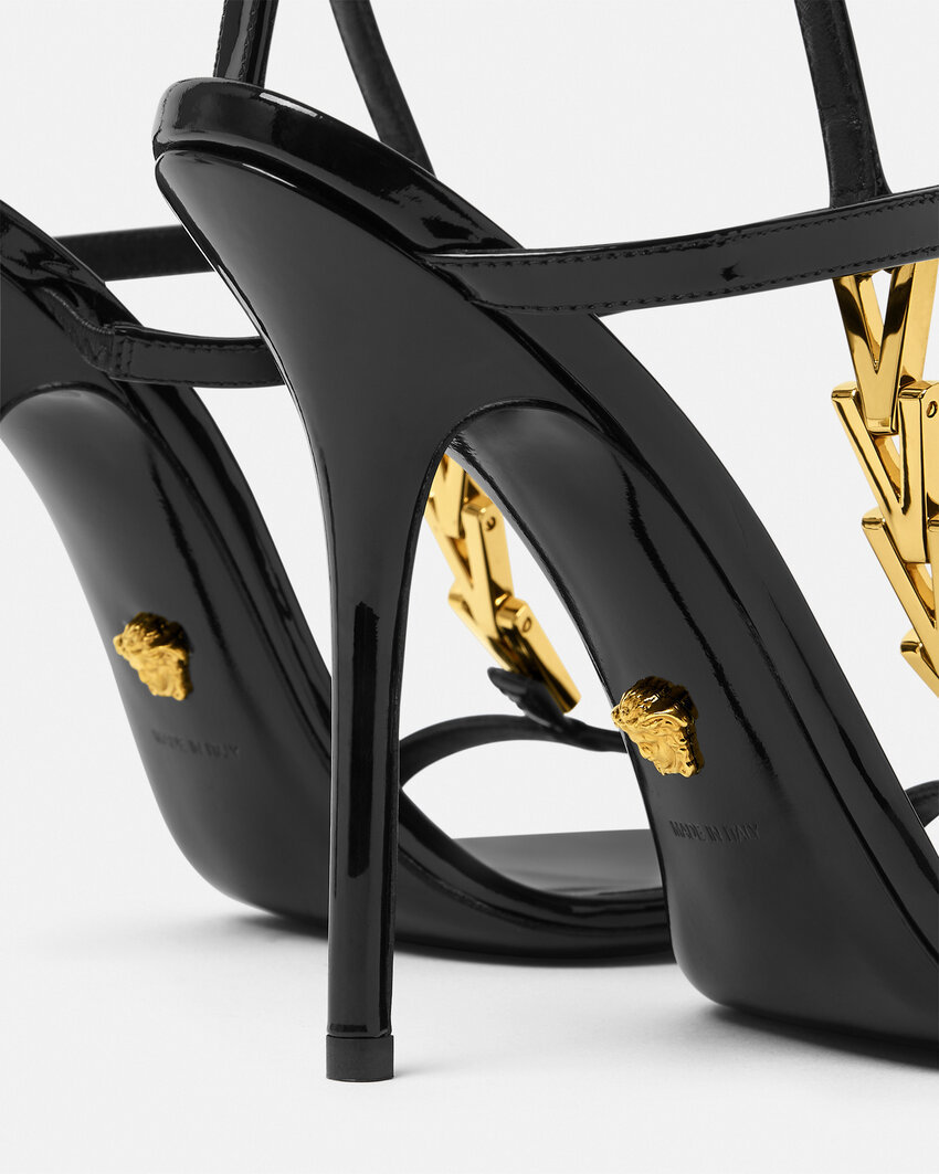 Versace V2025 Chain Sandal In Black
