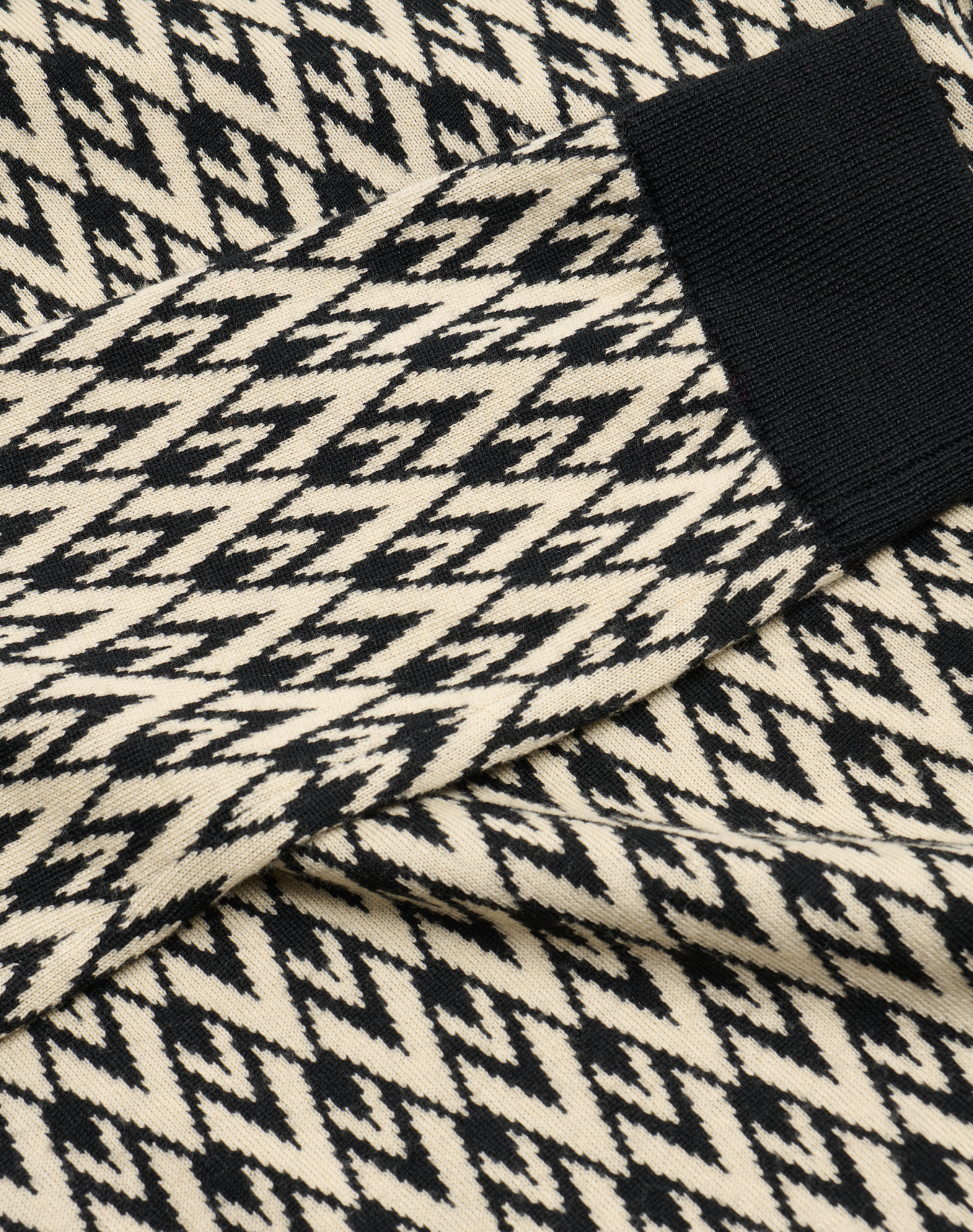 Valentino Crewneck Wool Jumper With Toute La V Jacquard Pattern In Black/cream