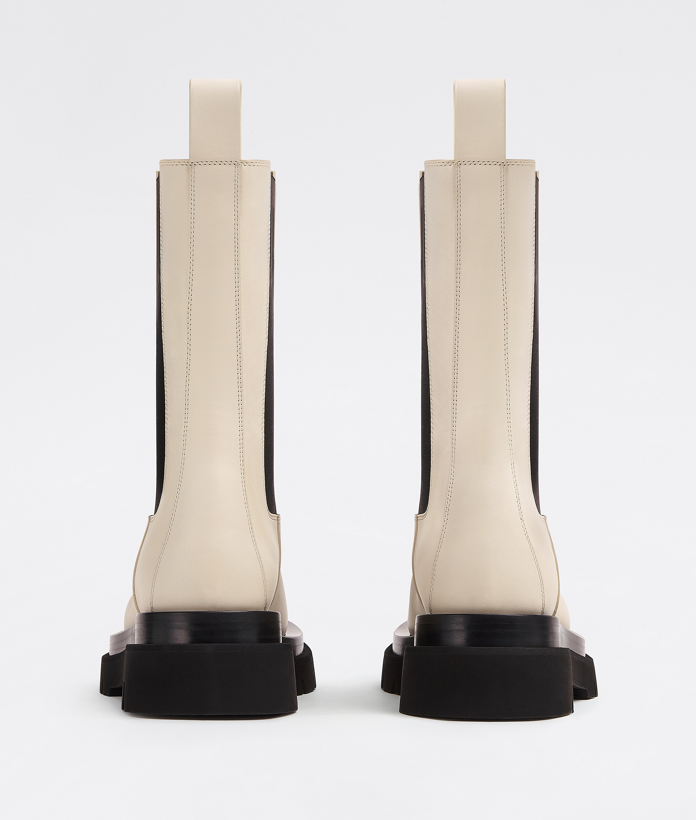 Bottega Veneta Chelsea Leather Ankle Boots In Nude
