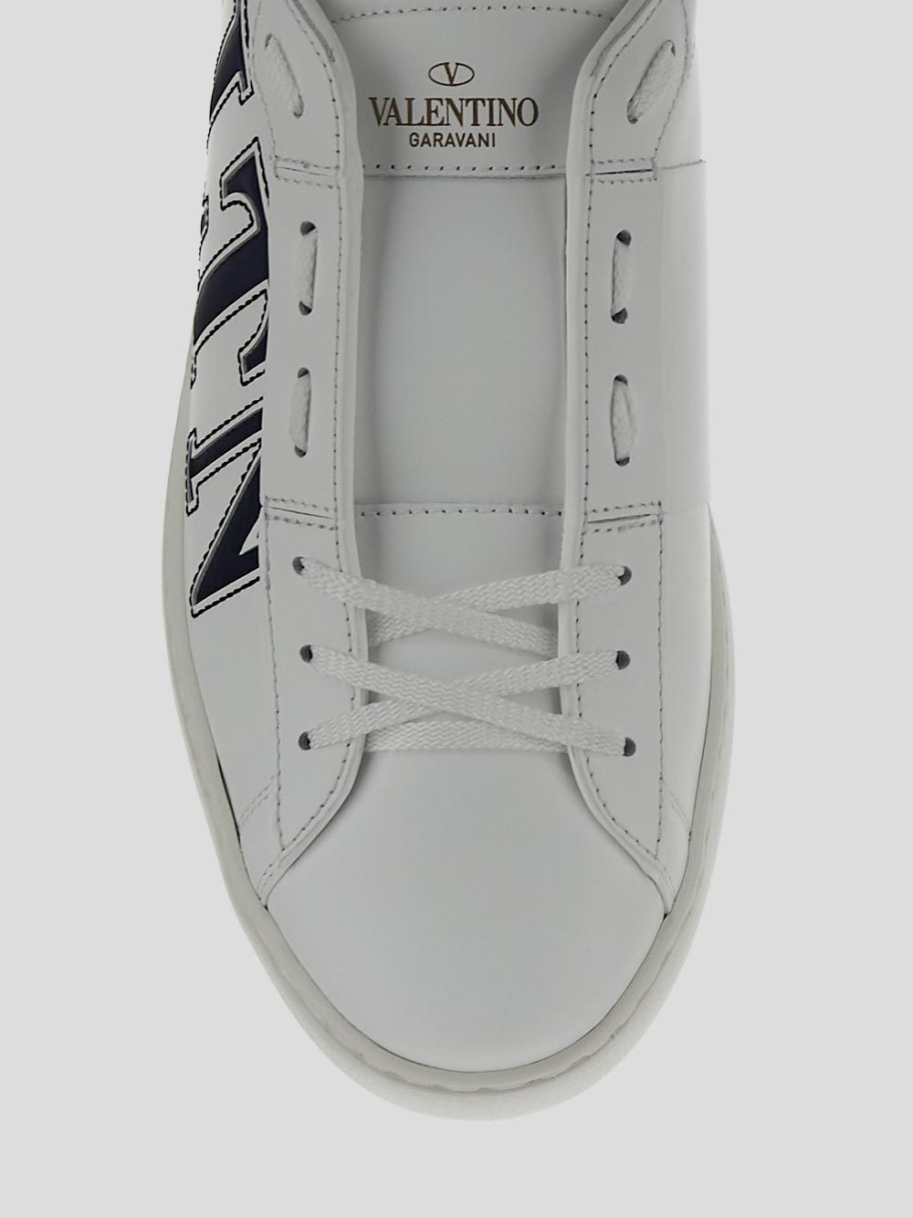 Valentino Garavani Rockstud Vltn Lace-up Sneakers In White
