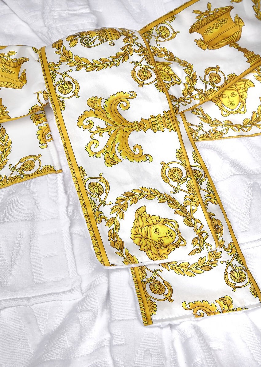 Versace Barocco-print Bath Robe In White