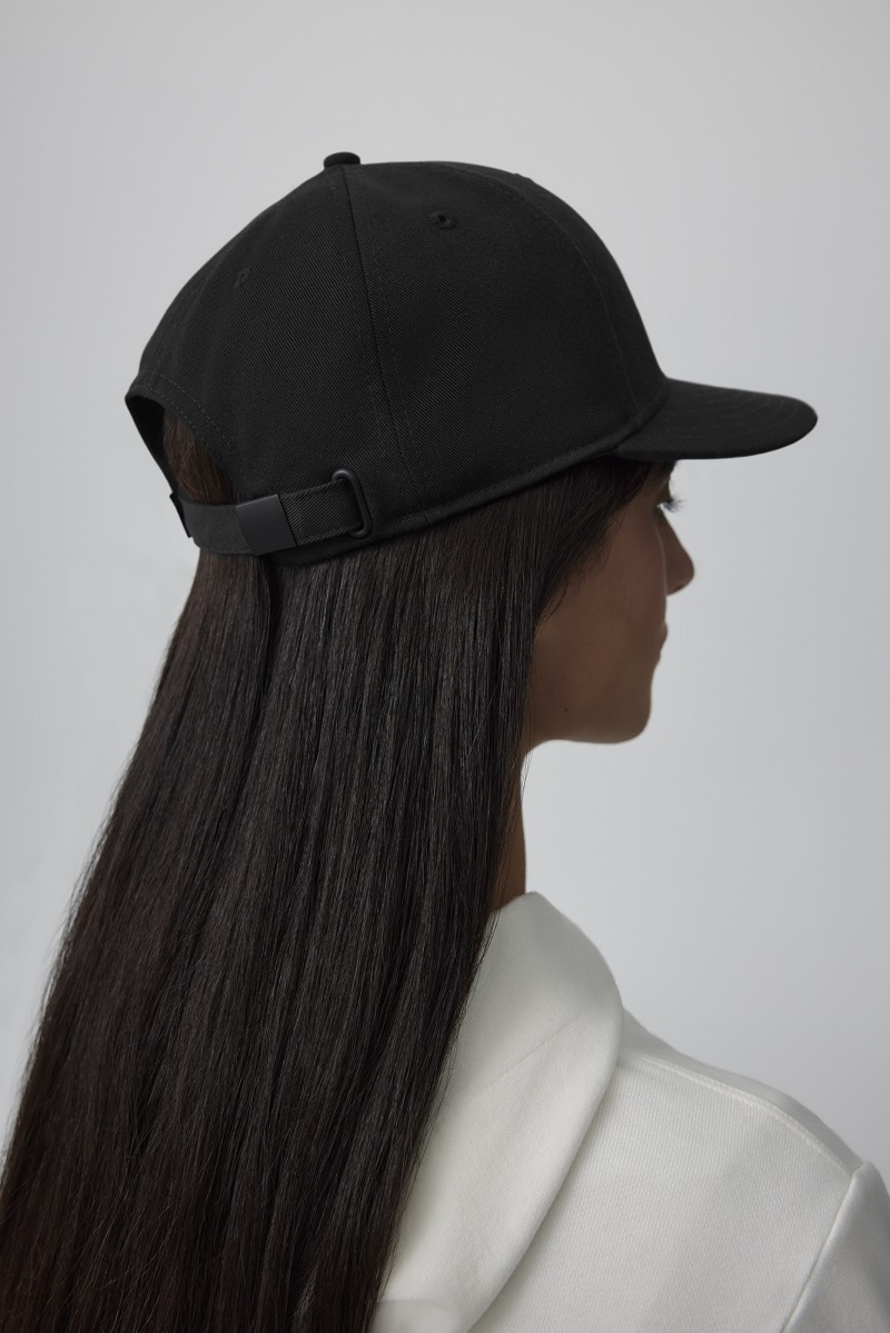 Canada Goose Arctic Disc Logo Baseball Cap In Black