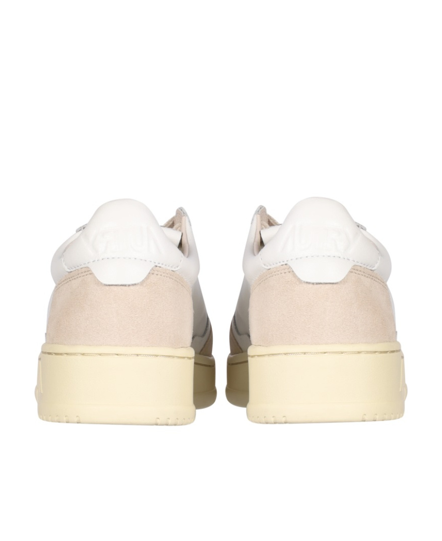 Autry Medalist Sneakers In White/powder Leather And Suede In White