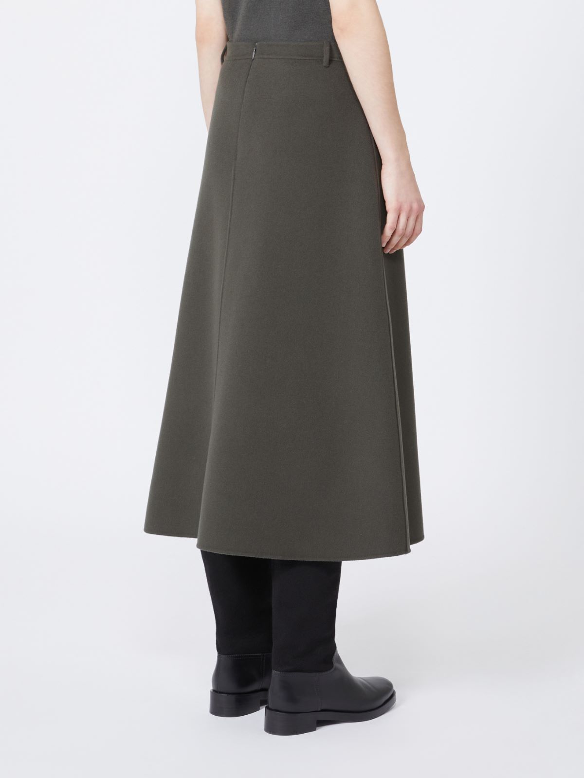 Max Mara Flared Wool Skirt In Green