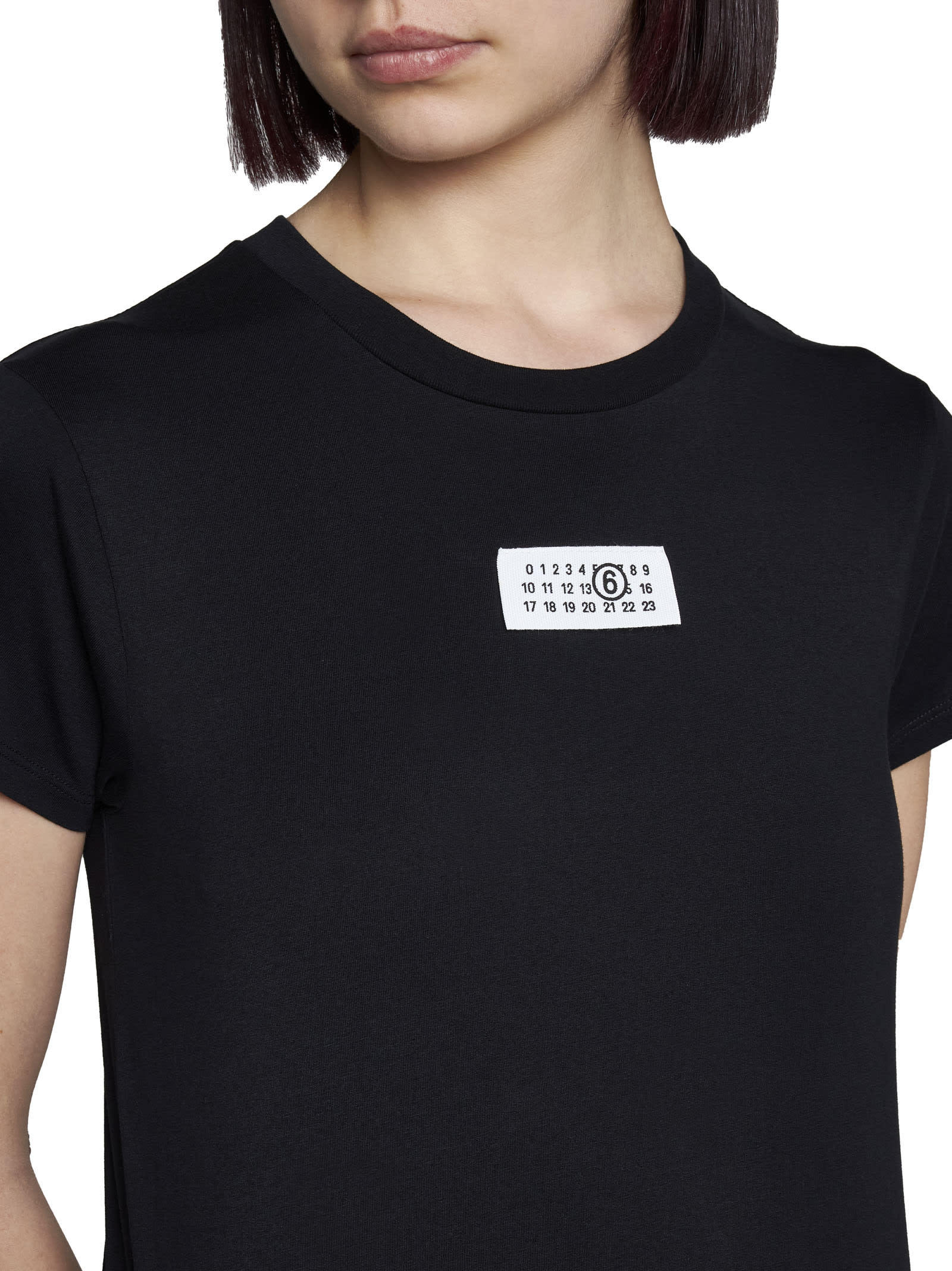 Mm6 Maison Margiela Crewneck T-shirt With Rectangular Applique And Design In Black