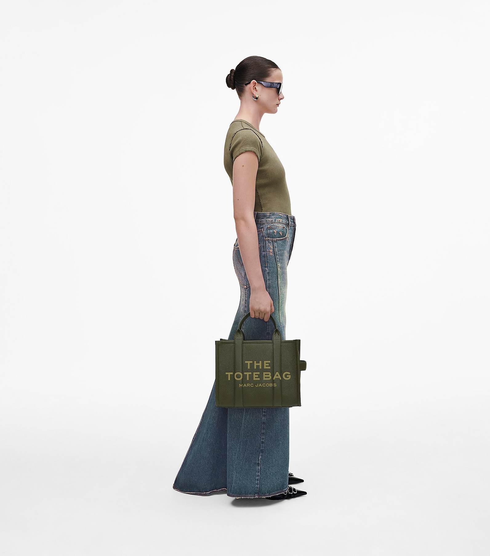 Marc Jacobs The Small Leather Tote Bag In Green