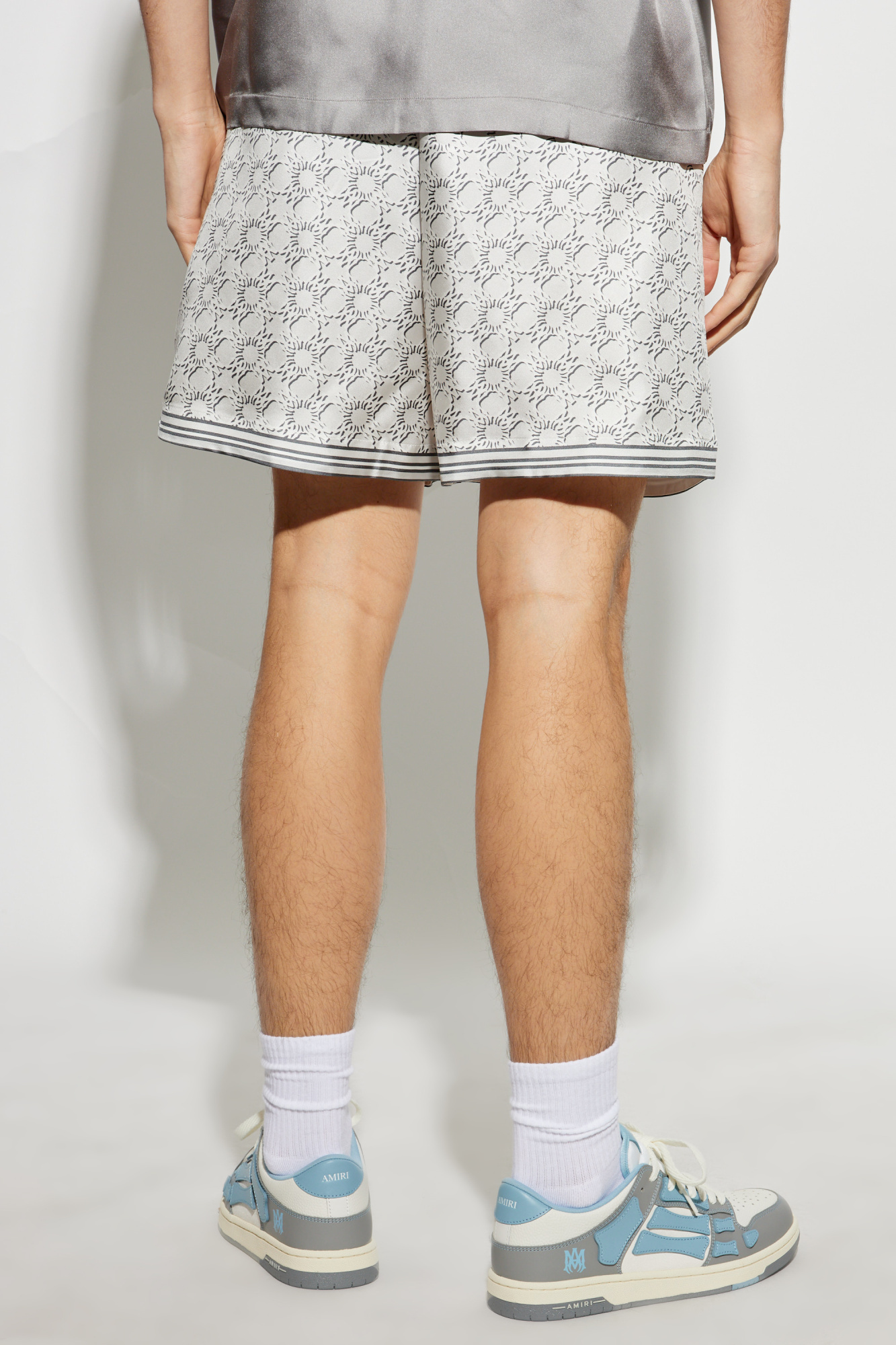 Amiri Elastic Waist Shorts In White