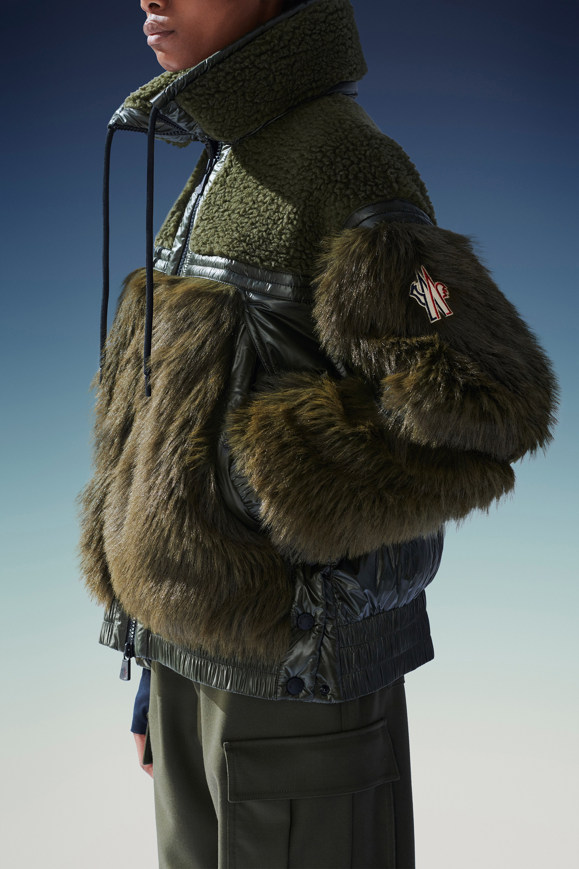 Moncler Yvoire Zipper Down Jacket In Green