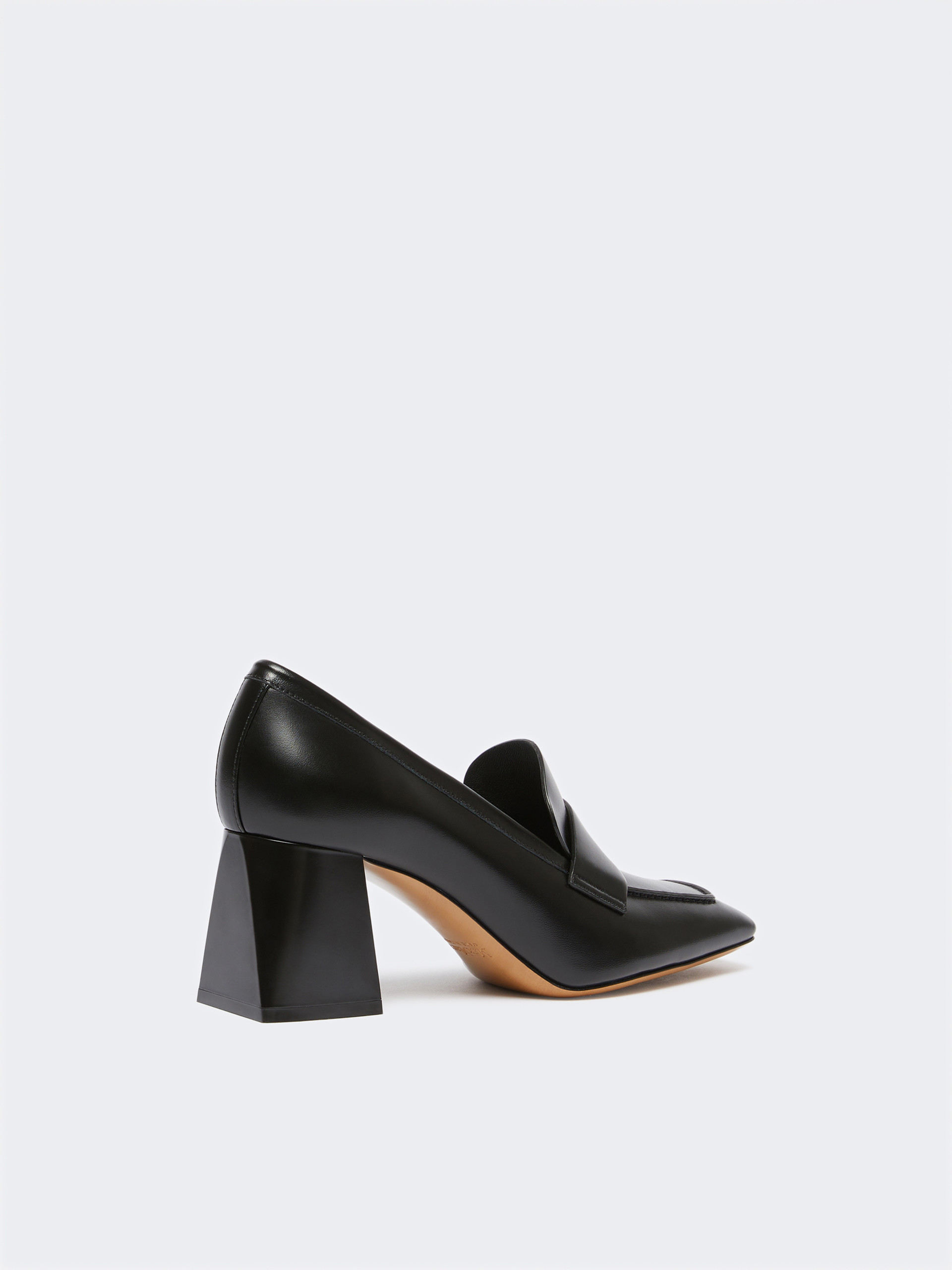 Max Mara Leather Loafers With Heel In Black
