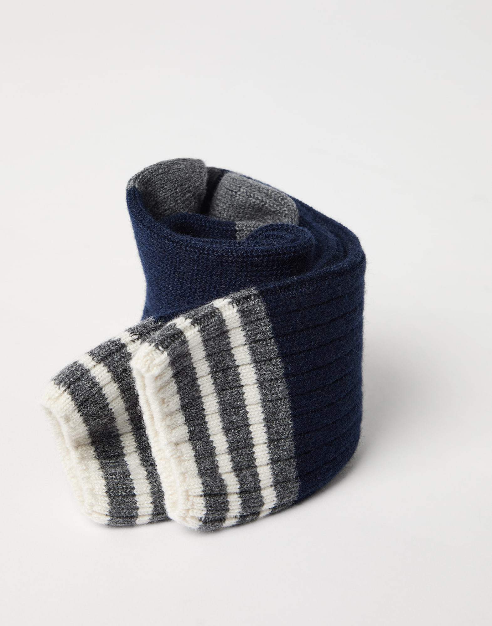Brunello Cucinelli Cashmere Socks In Black