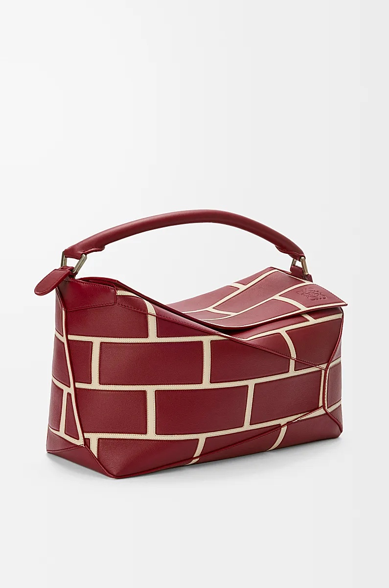Loewe Large Puzzle Edge Shoulder Bag In Burgundy