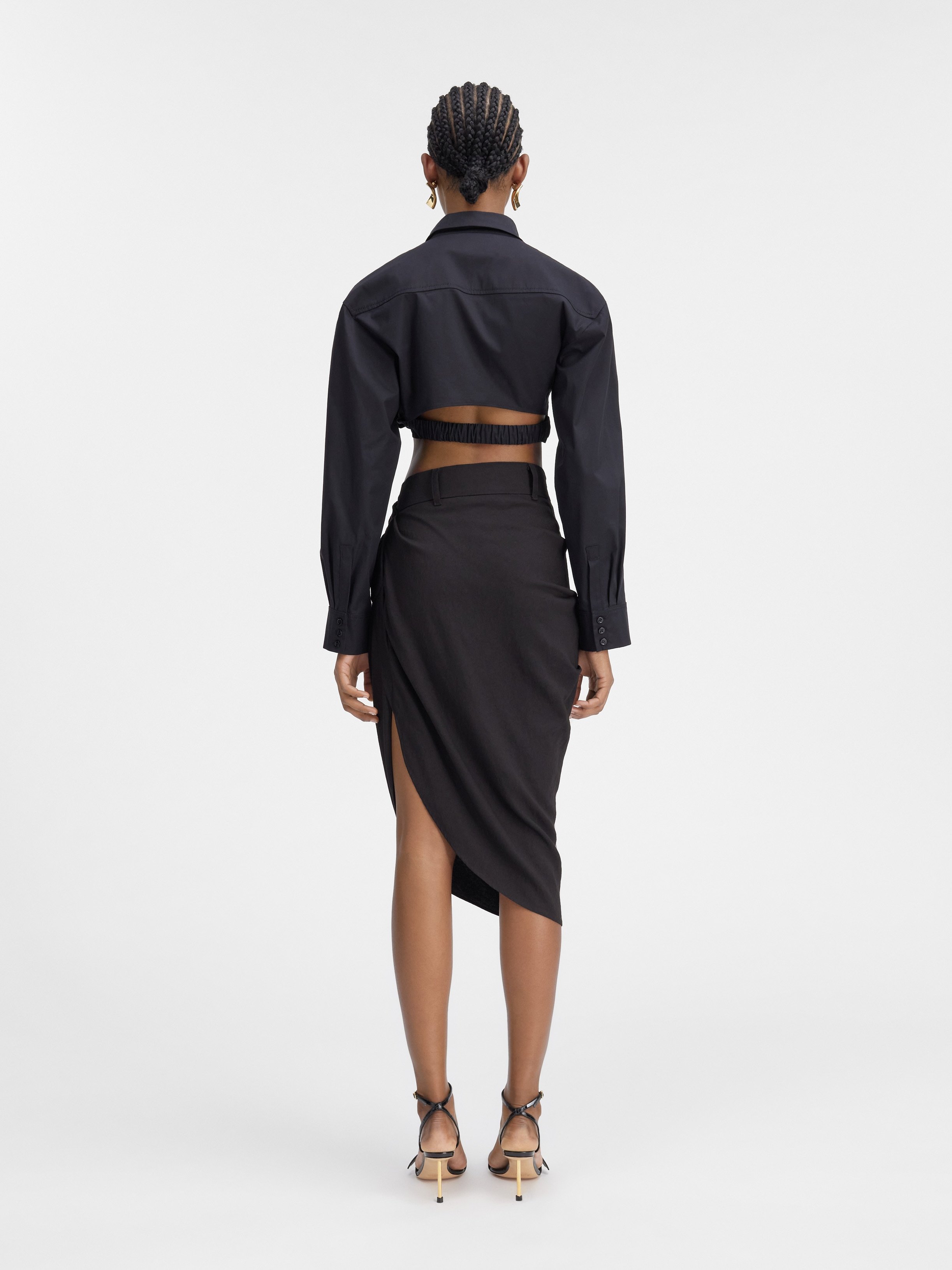 Jacquemus Black Textured Cotton Stretch Shirt With Drop Shoulder And Elasticated Hem In Black