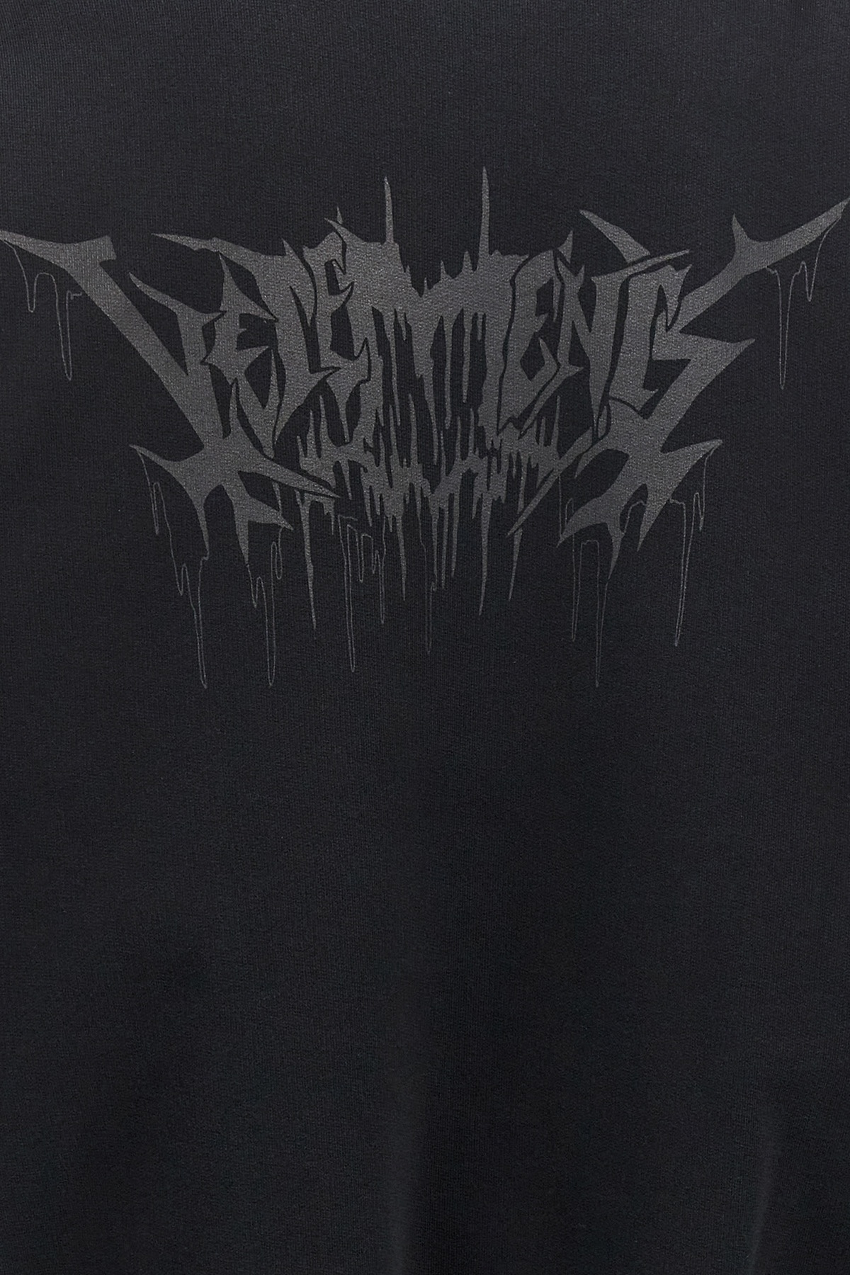 Vetements Long-sleeved Sweater In Black