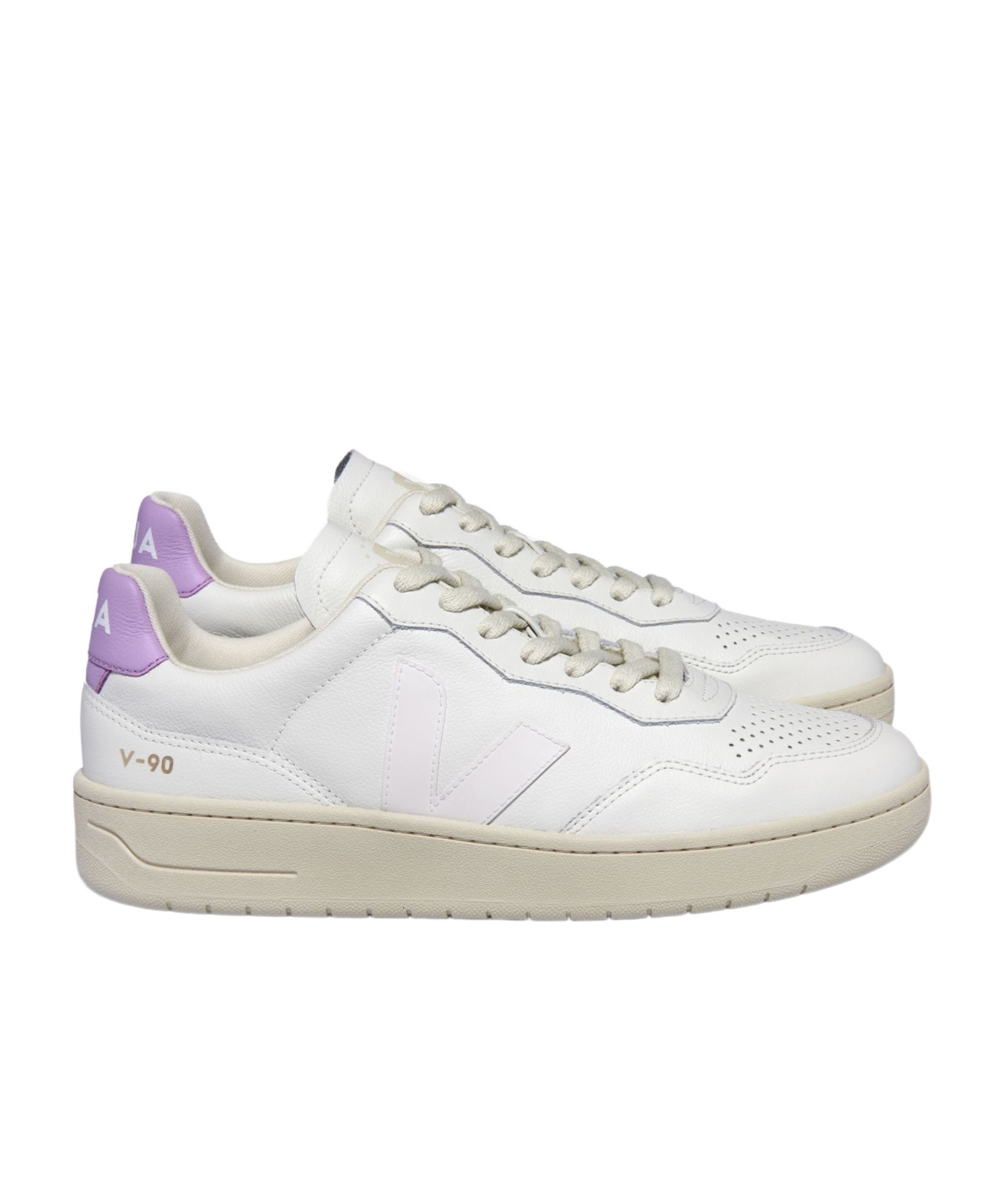 Veja V-90 Low-cut Casual Shoes In White