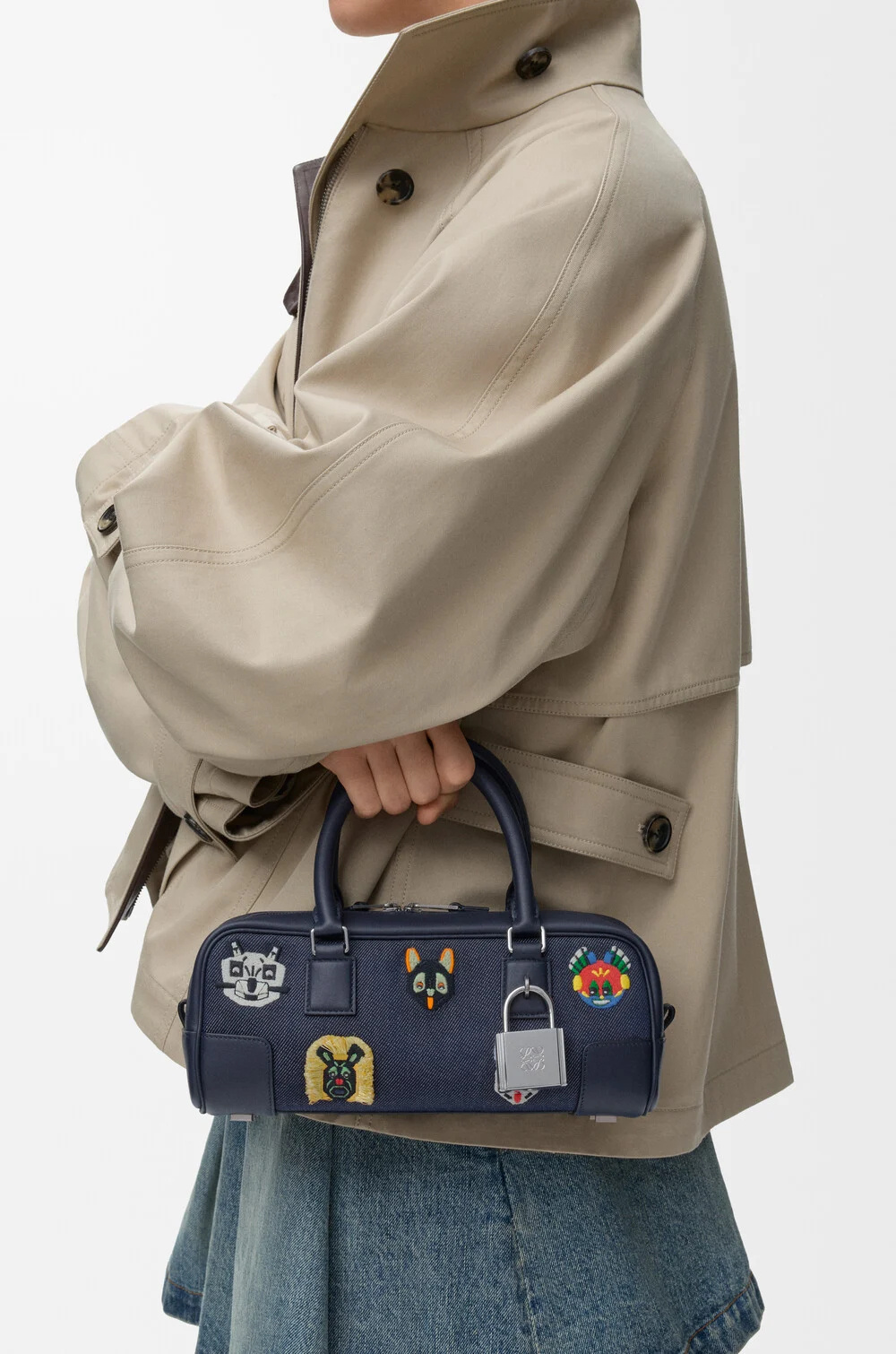 Loewe X Louis Wain Amazona 23 Top-handle Bag In Denim In Blue