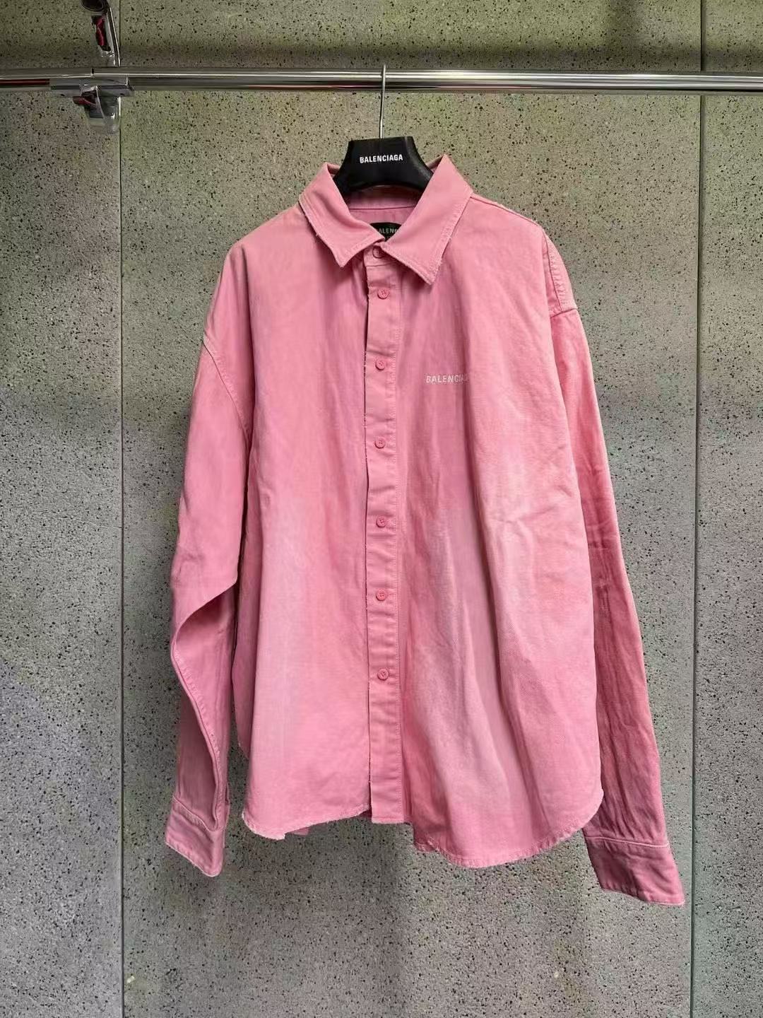 Balenciaga Distressed Long-sleeved Logo Shirt In Pink