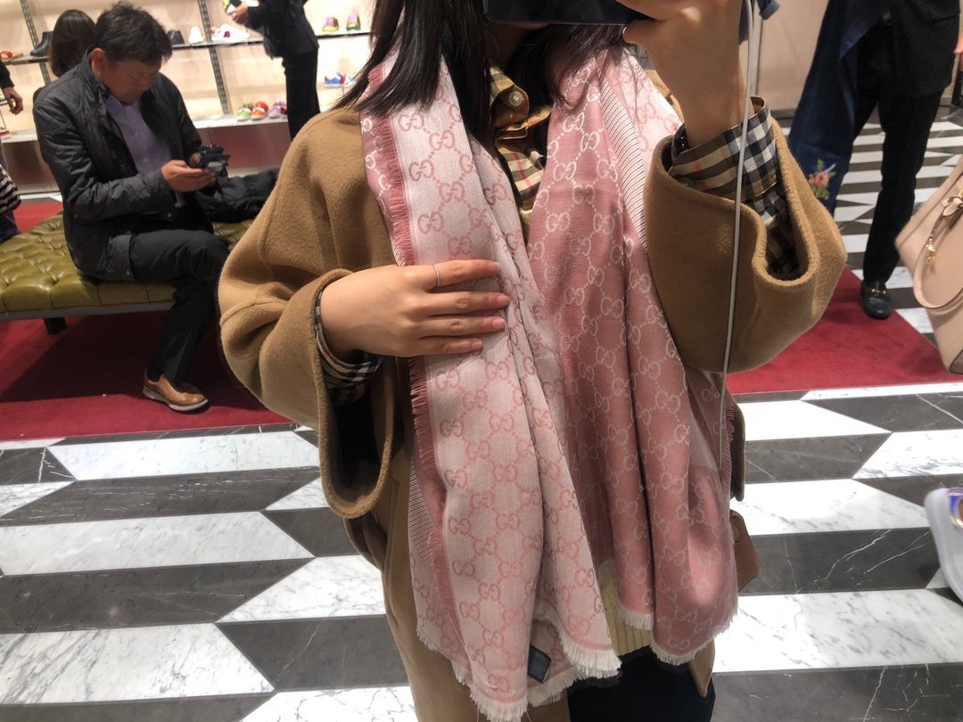 Gucci Double G Jacquard Scarf In Pink