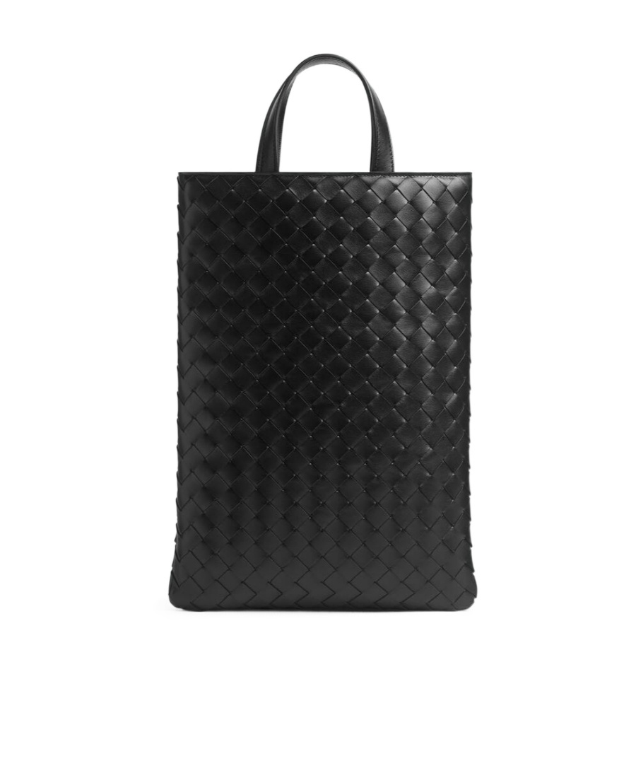 Bottega Veneta Intrecciato Woven Shoulder Bag In Black