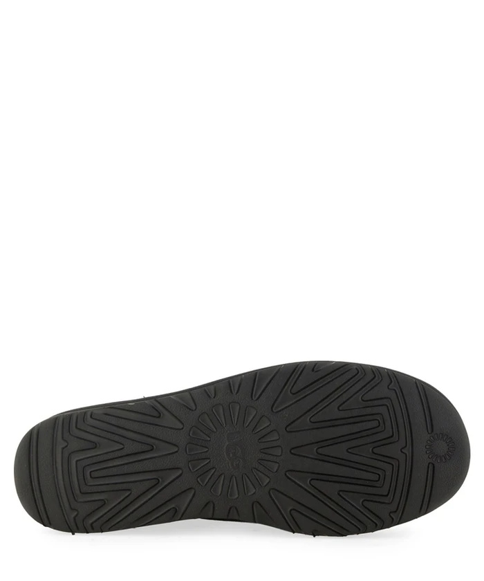 Ugg Round-toed Boots In Multi