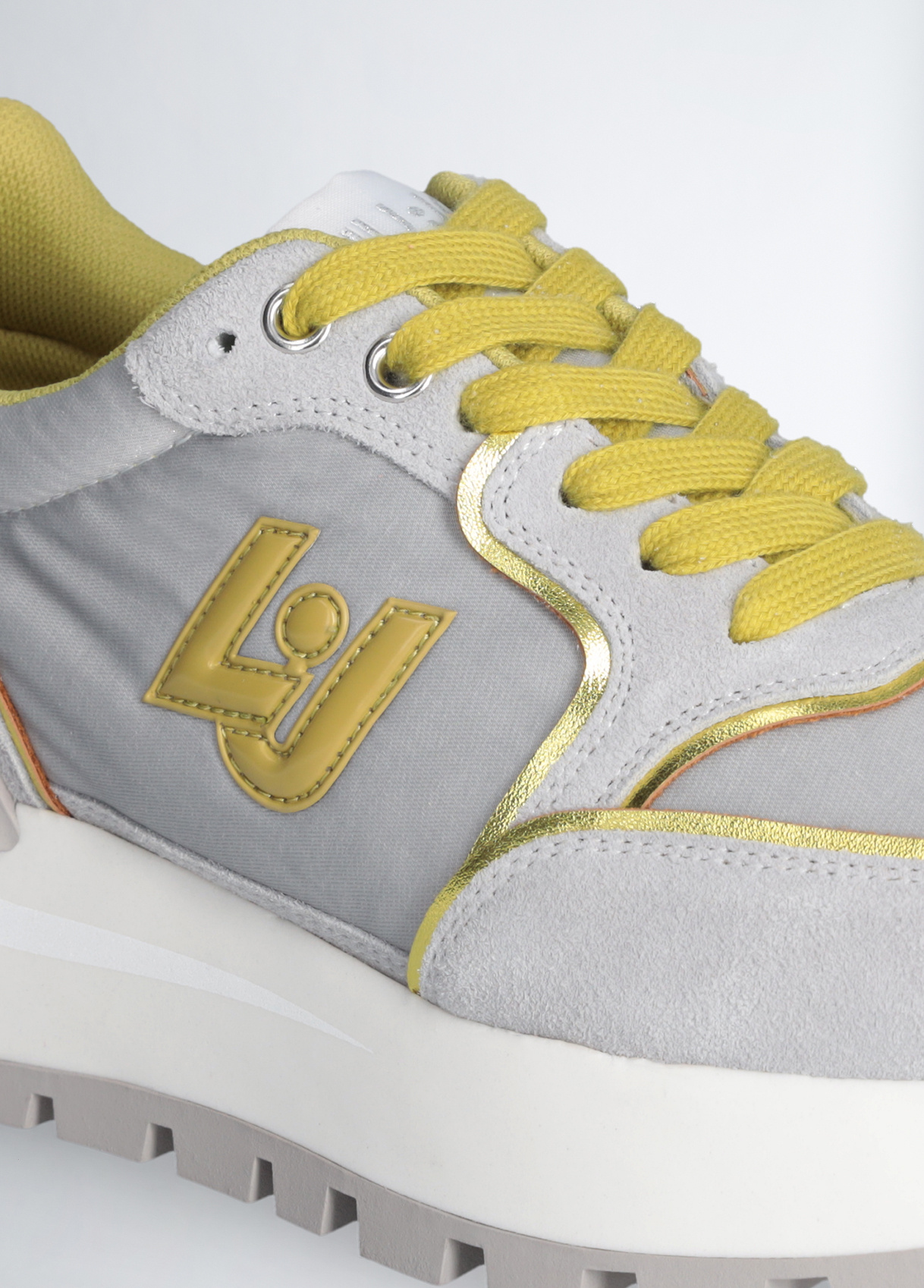 Liu •jo Round-head Sneakers In White