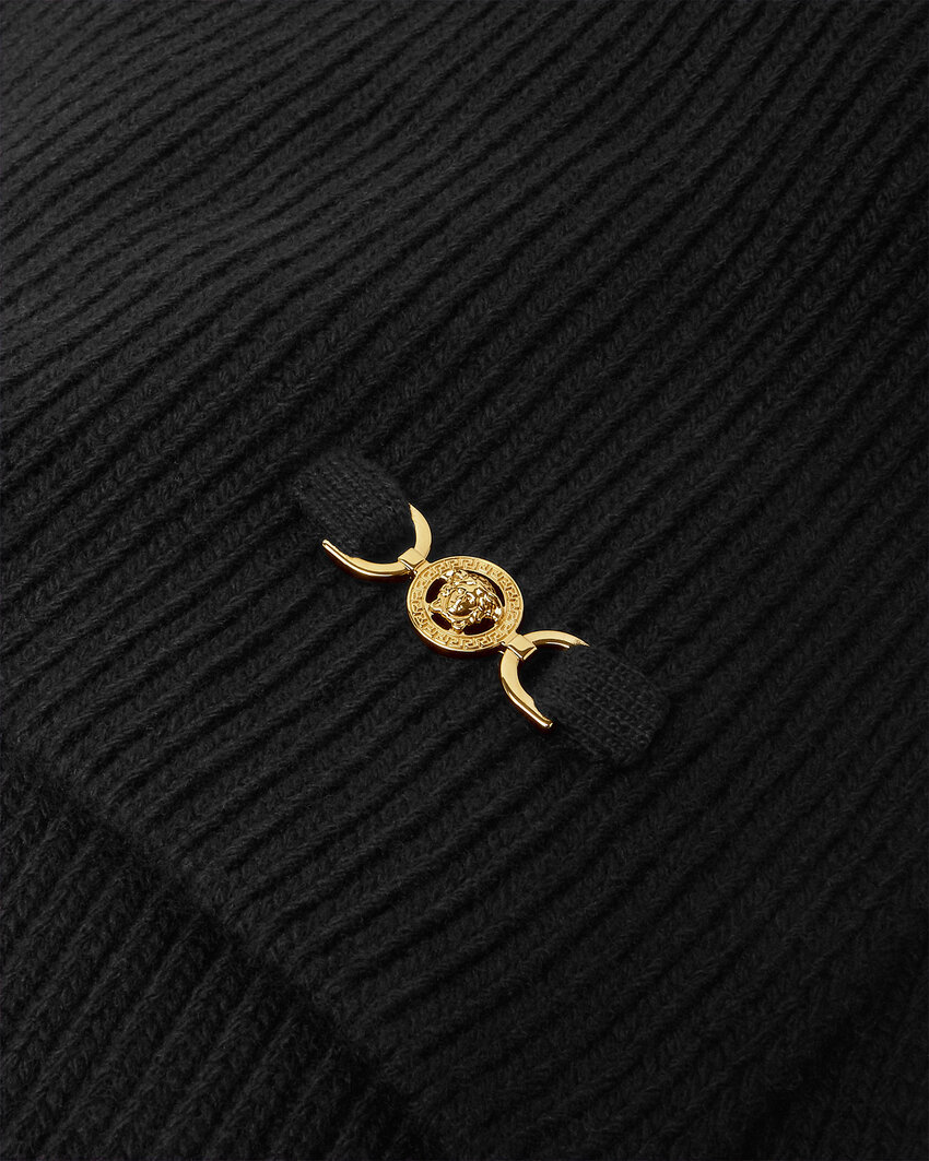 Versace Medusa Head-plaque Ribbed Scarf In Black