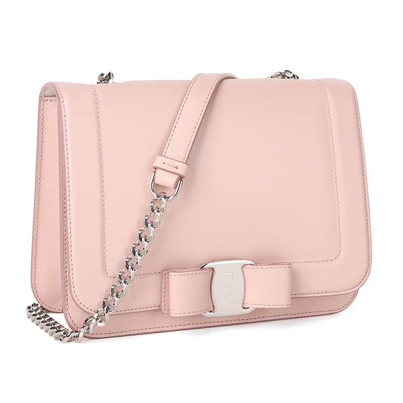 Ferragamo Vara Rw Series Shoulder Bag In Nude