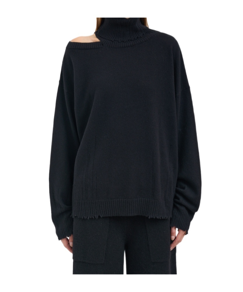 Uma Wang Turtleneck Sweater In Black