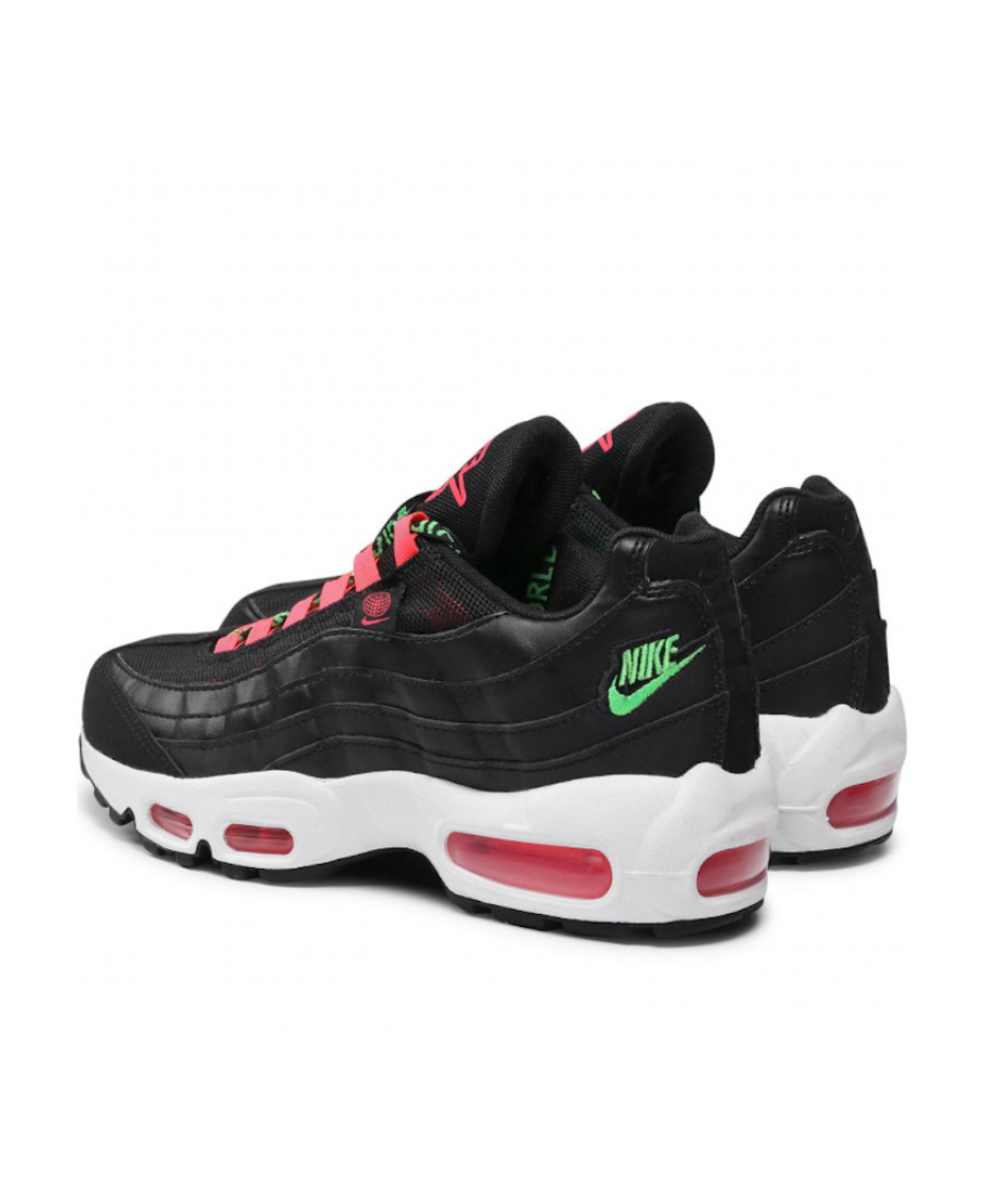 Nike Lace Up Sneakers In Black
