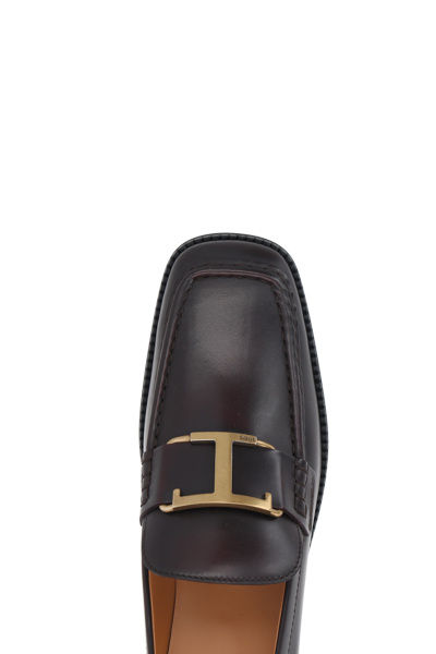 Tod's Logo-plaque Leather Loafers In Black