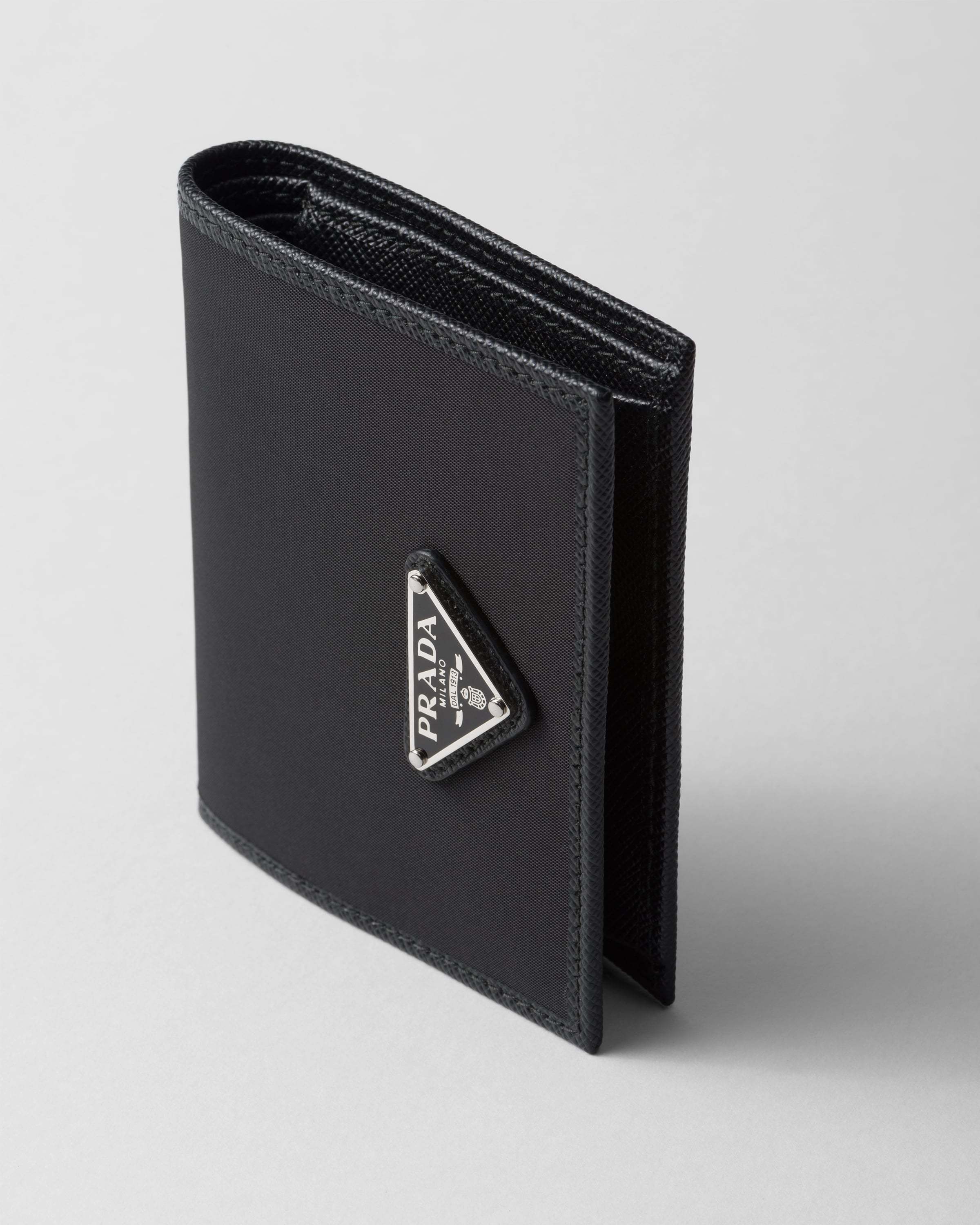 Prada Logo Plaque Saffiano Leather Cardholder In Black